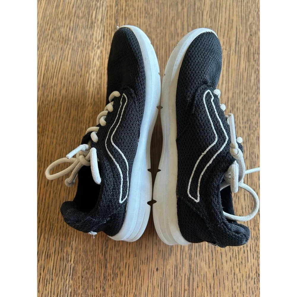 Vans Toddler UltVans Toddler UltraCush Lite Sneakers – Black & White – Size 10.5
